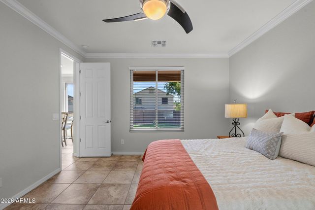 1229 E SHANGRI LA Road, Phoenix, AZ 85020