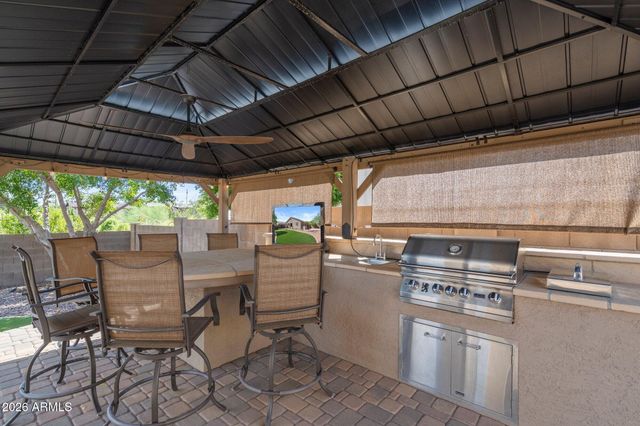 1229 E SHANGRI LA Road, Phoenix, AZ 85020