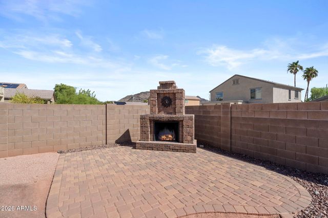 1229 E SHANGRI LA Road, Phoenix, AZ 85020