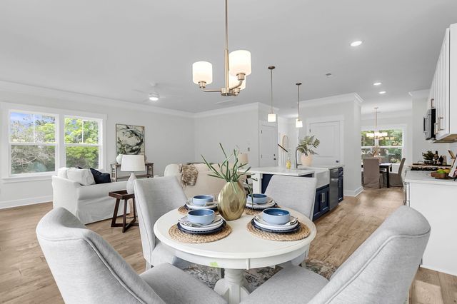 1552 N Avalon Circle, Charleston, SC 29407