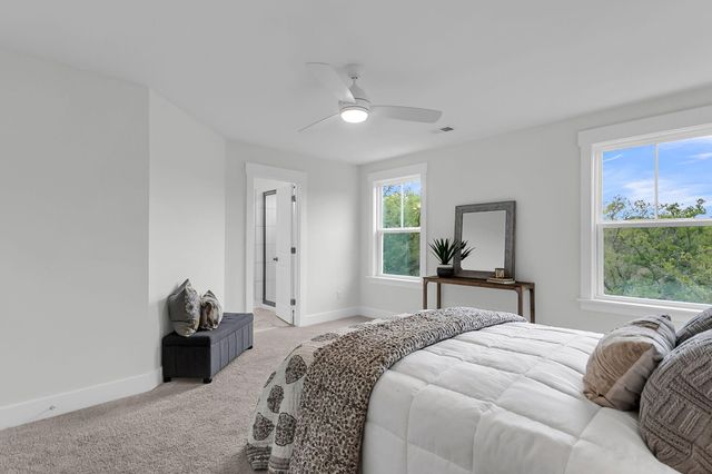 1552 N Avalon Circle, Charleston, SC 29407
