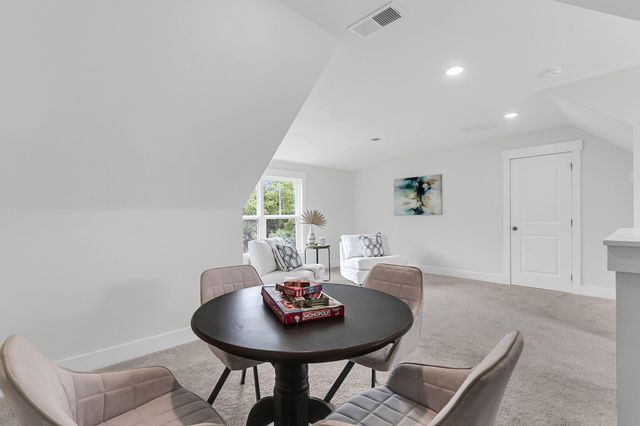 1552 N Avalon Circle, Charleston, SC 29407