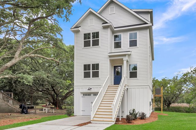 1552 N Avalon Circle, Charleston, SC 29407