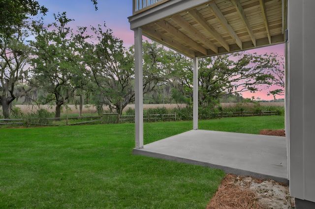 1552 N Avalon Circle, Charleston, SC 29407