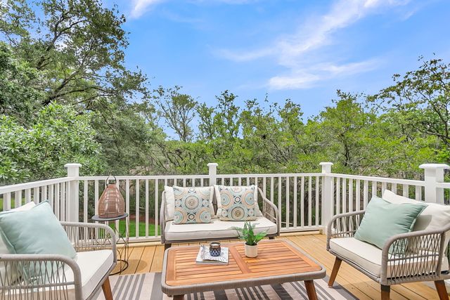 1552 N Avalon Circle, Charleston, SC 29407