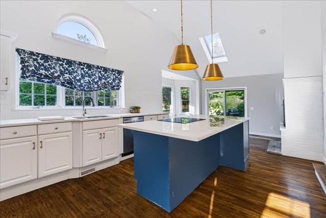 53 Haduk Dr, North Attleboro, MA 02760