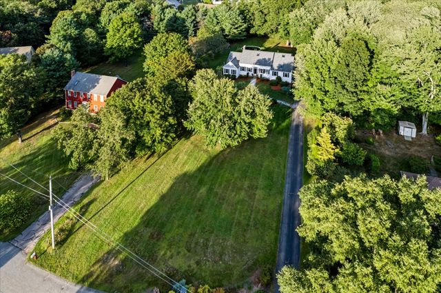 53 Haduk Dr, North Attleboro, MA 02760