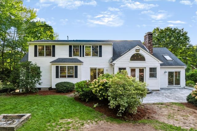 53 Haduk Dr, North Attleboro, MA 02760