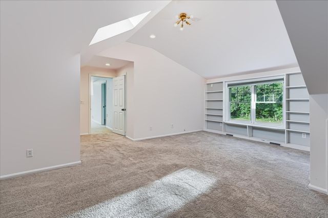 53 Haduk Dr, North Attleboro, MA 02760
