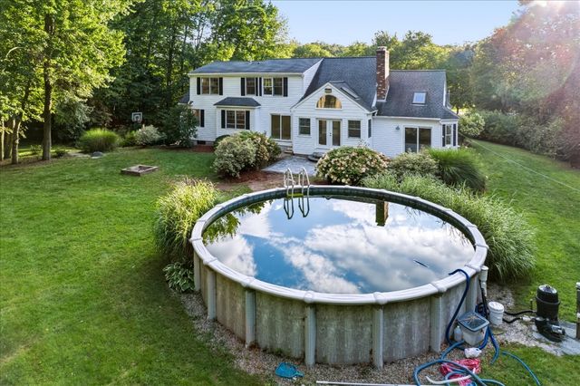 53 Haduk Dr, North Attleboro, MA 02760