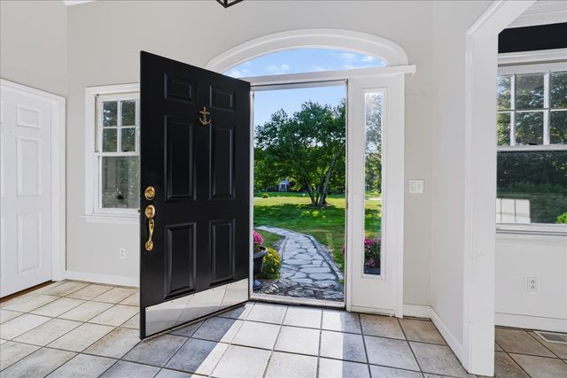 53 Haduk Dr, North Attleboro, MA 02760