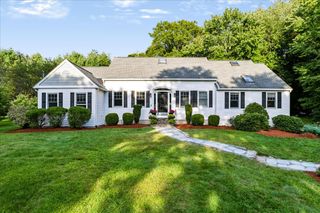 53 Haduk Dr, North Attleboro, MA 02760