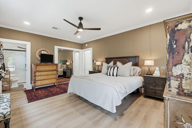 208 S Spring ST, Lampasas, TX 76550
