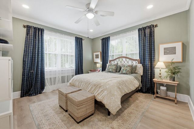 208 S Spring ST, Lampasas, TX 76550