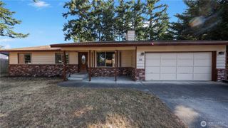 368 NW Columbia Drive, Oak Harbor, WA 98277