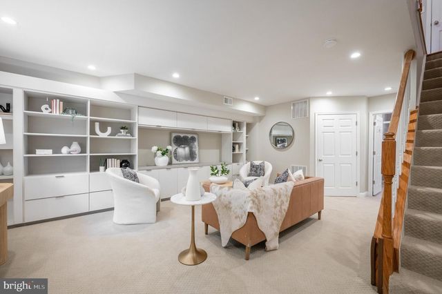 808 S FAIRFAX ST, Alexandria, VA 22314