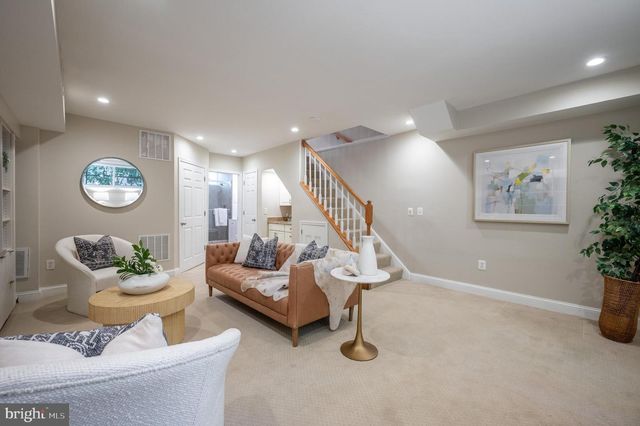 808 S FAIRFAX ST, Alexandria, VA 22314