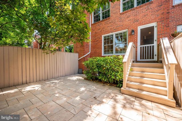 808 S FAIRFAX ST, Alexandria, VA 22314