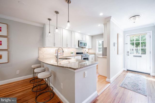 808 S FAIRFAX ST, Alexandria, VA 22314