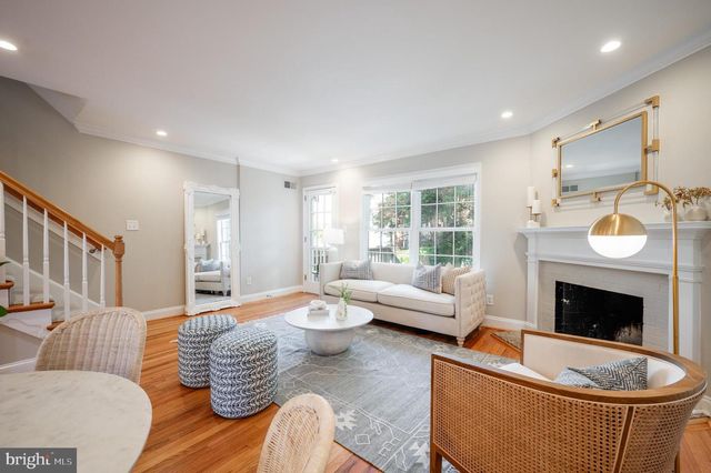 808 S FAIRFAX ST, Alexandria, VA 22314