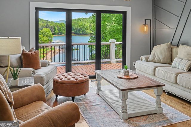 520 Long View Drive, Hiawassee, GA 30546