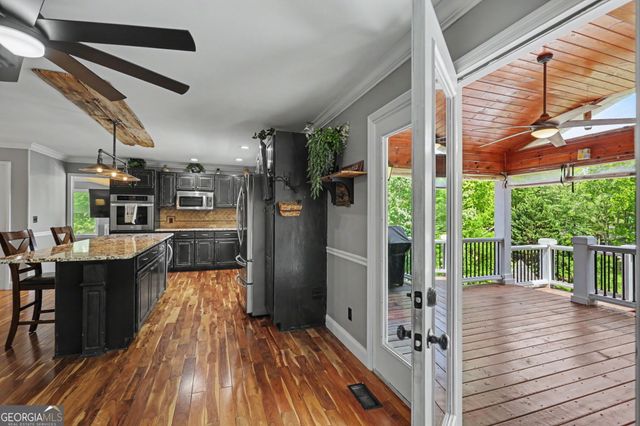 520 Long View Drive, Hiawassee, GA 30546