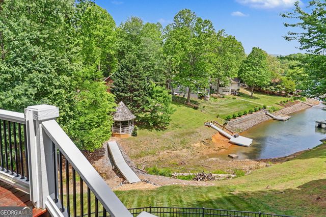 520 Long View Drive, Hiawassee, GA 30546