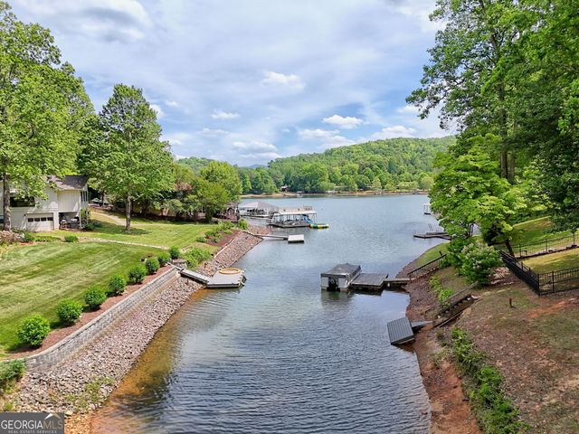 520 Long View Drive, Hiawassee, GA 30546