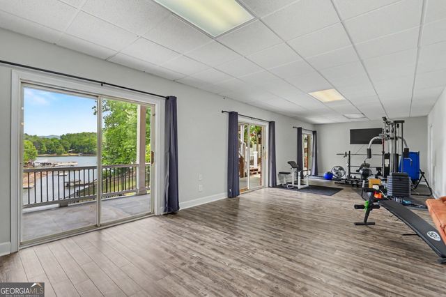 520 Long View Drive, Hiawassee, GA 30546