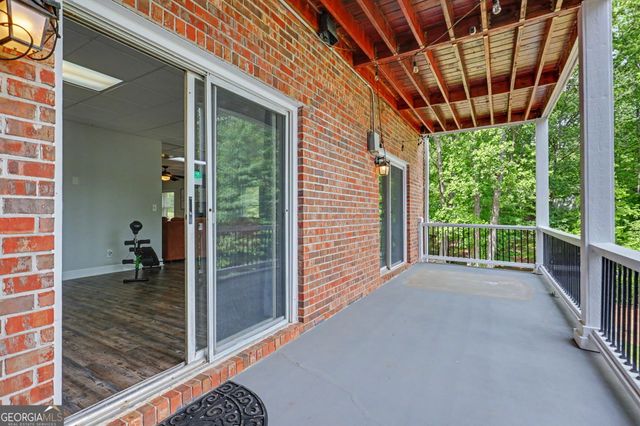 520 Long View Drive, Hiawassee, GA 30546