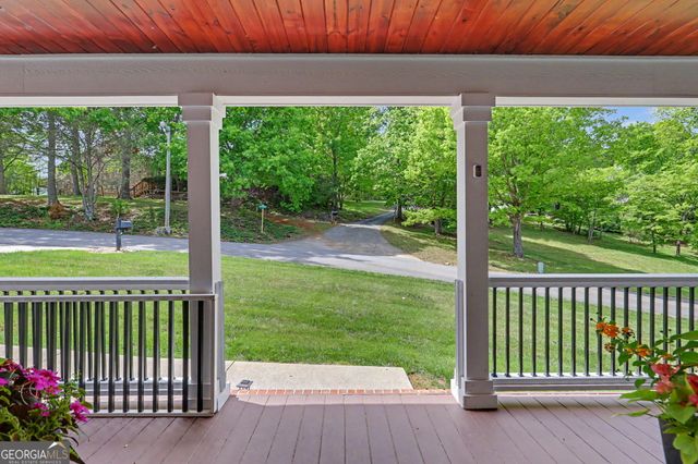 520 Long View Drive, Hiawassee, GA 30546