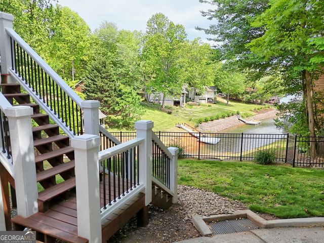520 Long View Drive, Hiawassee, GA 30546