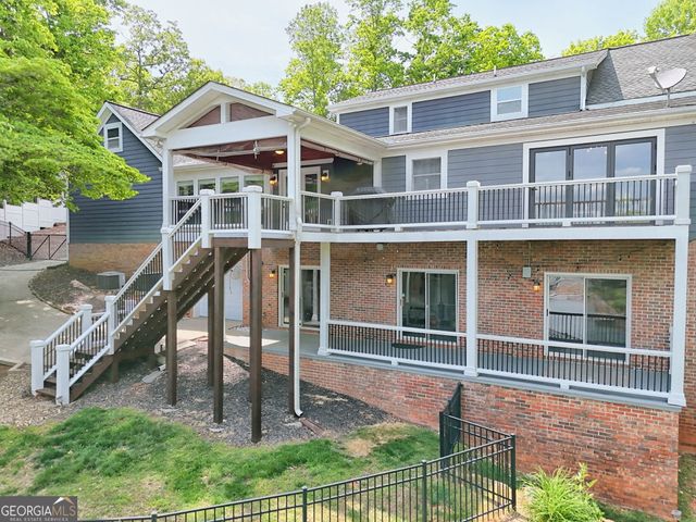 520 Long View Drive, Hiawassee, GA 30546
