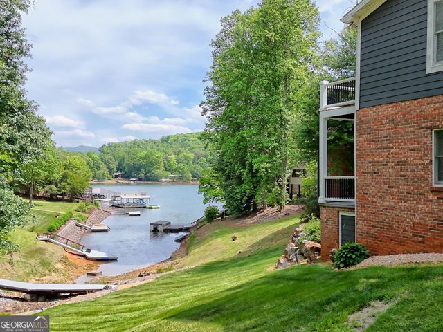 520 Long View Drive, Hiawassee, GA 30546