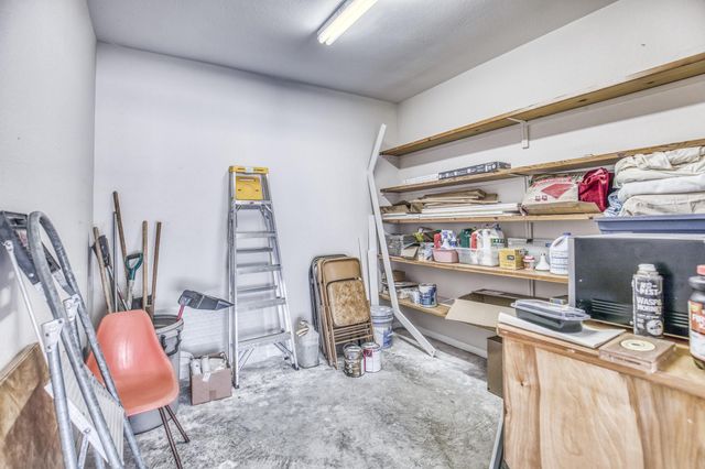 159 Charles Street, La Grange, TX 78945