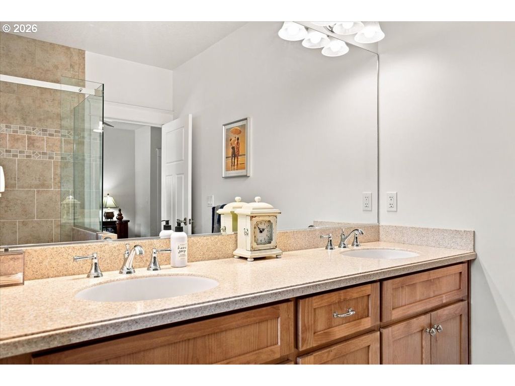 Image 23 of property listing at 1169 Se ACADEMY St, Dallas, OR 97338