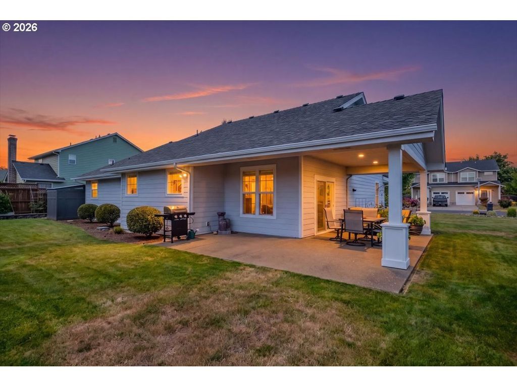 Image 31 of property listing at 1169 Se ACADEMY St, Dallas, OR 97338