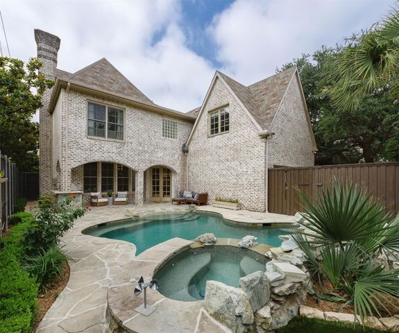 2900 Amherst Avenue, University Park, TX 75225