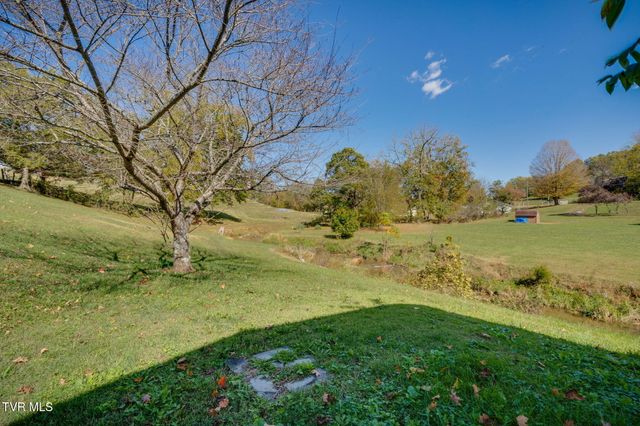 4592 Cherokee Road, Jonesborough, TN 37659