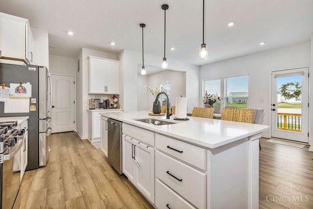 6041 Foothills Drive, Harrison, OH 45030