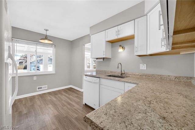 13838 Whitney Road, Strongsville, OH 44136