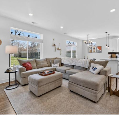 23112 Vassar Avenue, Hazel Park, MI 48030