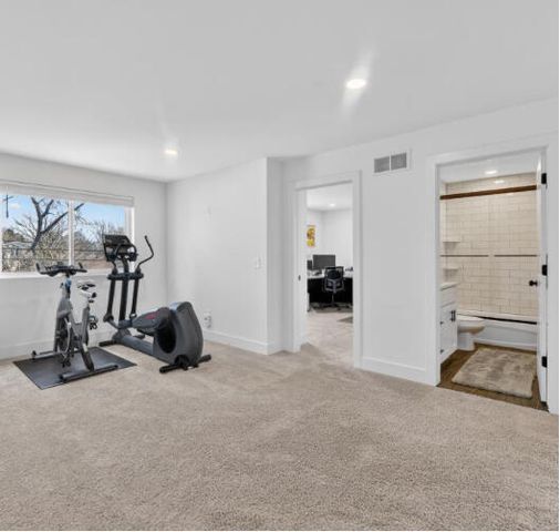 23112 Vassar Avenue, Hazel Park, MI 48030