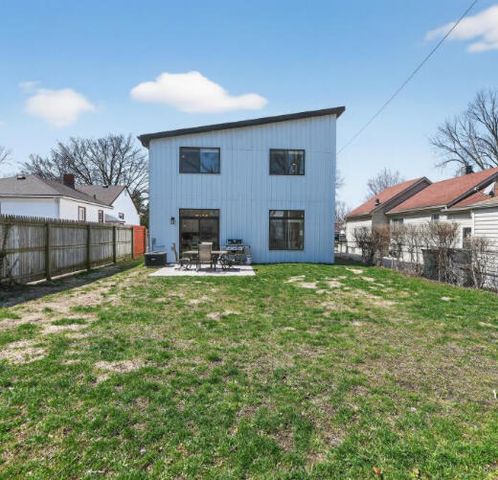 23112 Vassar Avenue, Hazel Park, MI 48030