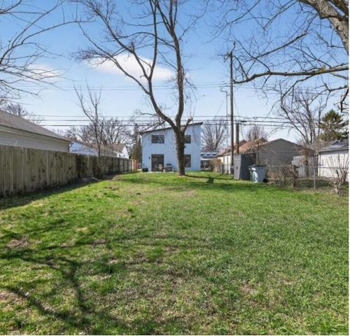 23112 Vassar Avenue, Hazel Park, MI 48030