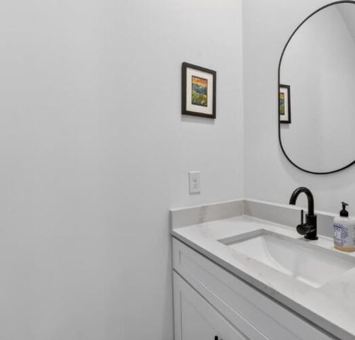 23112 Vassar Avenue, Hazel Park, MI 48030