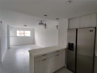 3755 NE 167th Street 25, North Miami Beach, FL 33160