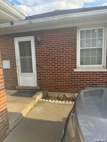 24816 CUSHING Avenue, Eastpointe, MI 48021