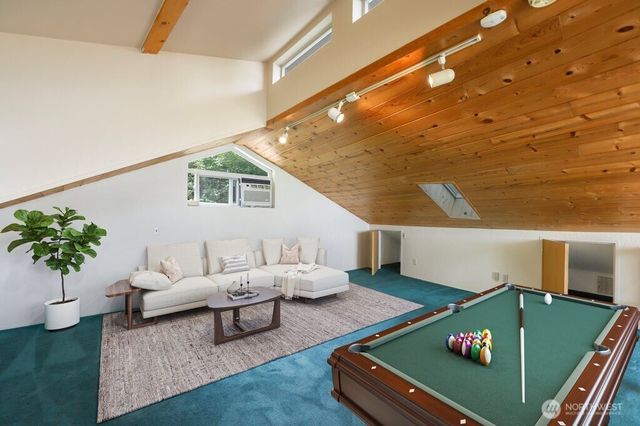 3542 Mathews Drive NW, Bremerton, WA 98312