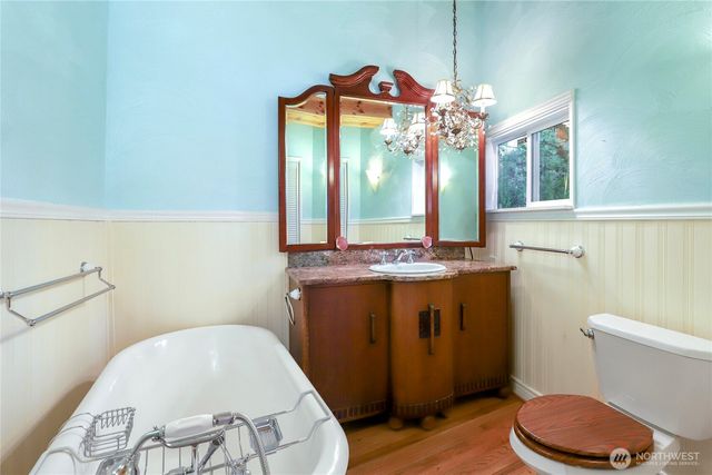 3542 Mathews Drive NW, Bremerton, WA 98312